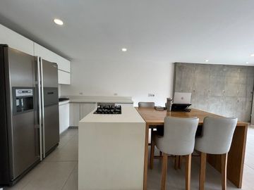 APARTAMENTO EN ARRIENDO UBICADO EN ENVIGADO SECTOR CUMBRES
