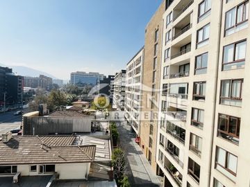 MODERNO SECTOR LAS TRANQUERAS LAS CONDES 1 DORMITORIO 1 BAÑO