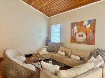 VENTA CASA LUMINOSA ESTILO TOSCANA