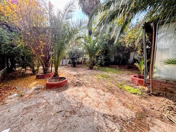 VENTA CASA CON GRAN TERRENO EN MACUL