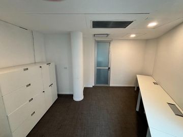 Oficina en venta con excelente renta