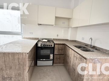 VENTA - DEPARTAMENTO 4 AMBIENTES - PILETA - SUM - PARRILLAS - GYM - PATERNAL