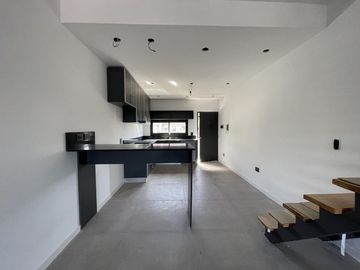 Departamento en duplex 3 ambientes - Full Amenities
