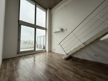 Alquiler duplex 2 ambientes cochera amenities piscina gimnasio SUM seguridad 24 horas baño   toil