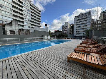 Alquiler duplex 2 ambientes cochera amenities piscina gimnasio SUM seguridad 24 horas baño   toil