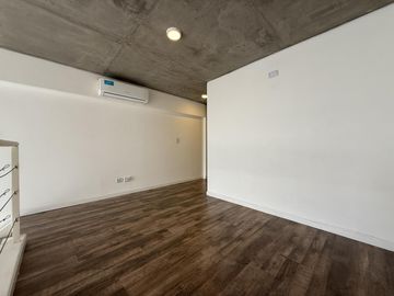 Alquiler duplex 2 ambientes cochera amenities piscina gimnasio SUM seguridad 24 horas baño   toil