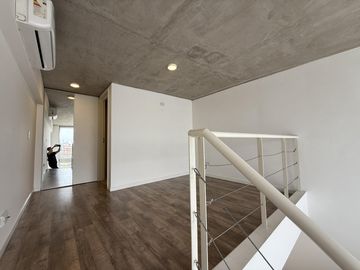 Alquiler duplex 2 ambientes cochera amenities piscina gimnasio SUM seguridad 24 horas baño   toil