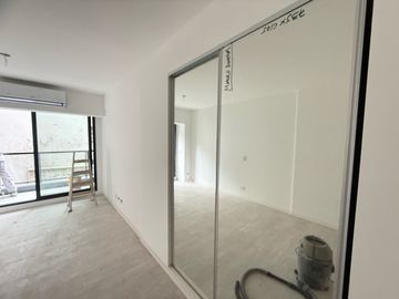 VENTA MONOAMBIENTE DE 36,50MTS CON BALCON - LAS CAÑITAS - PALERMO
