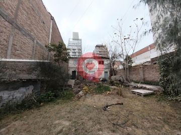 TERRENO EN VENTA de 274 m² en Av. San Juan, Neuquén Capital