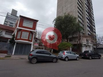 TERRENO EN VENTA de 274 m² en Av. San Juan, Neuquén Capital