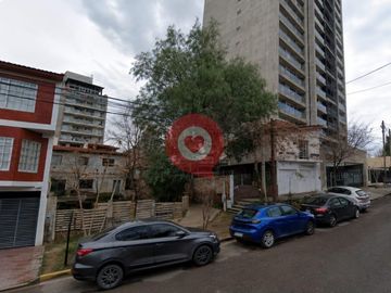 TERRENO EN VENTA de 274 m² en Av. San Juan, Neuquén Capital