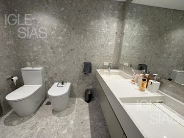 Departamento en venta y alquiler con muebles en Oceana, Nordelta