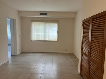 Alquiler Casa 7 amb con pileta y jardin - Punta Chica