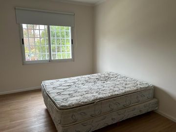 Alquiler Casa 7 amb con pileta y jardin - Punta Chica