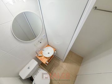 Departamento de 2 ambientes refaccionado a nuevo con patio