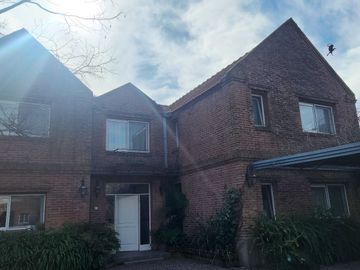 Casa en Venta de 7 ambientes en el barrio Ayres de Pilar. Pilar. GBA Norte