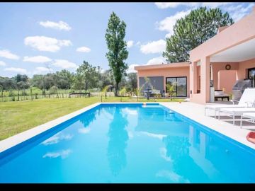 Casa en Venta, 6 Ambientes, en Barrio El Campo Fincas Exclusivas, Campana