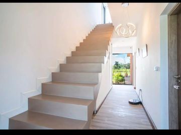 Casa en Venta, 6 Ambientes, en Barrio El Campo Fincas Exclusivas, Campana