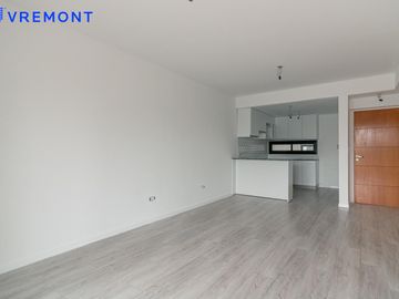 Culpina al 300 Semipiso de 2 ambientes con balcon en venta en Flores