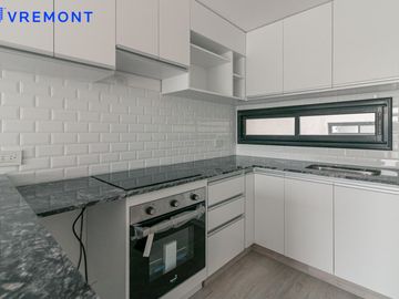 Culpina al 300 Semipiso de 2 ambientes con balcon en venta en Flores