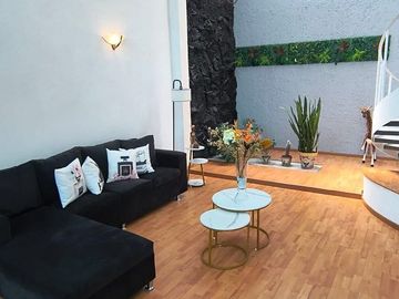 CASA EN VENTA EN JARDINES DE ZAVALETA
