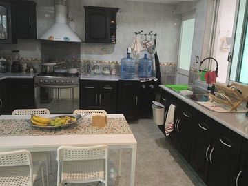 CASA EN VENTA EN JARDINES DE ZAVALETA