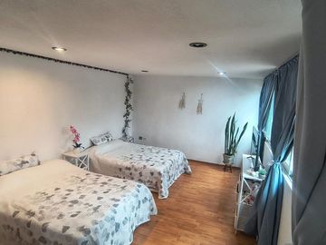 CASA EN VENTA EN JARDINES DE ZAVALETA