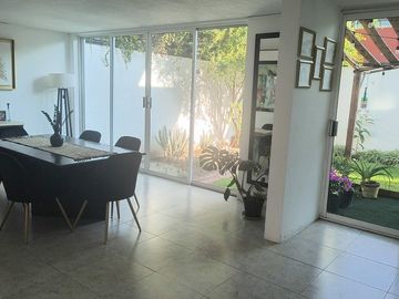 CASA EN VENTA EN JARDINES DE ZAVALETA