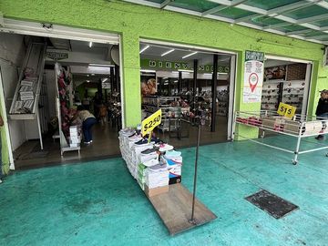 LOCAL COMERCIAL EN RENTA EN LA NOVENA SUR FRENTE A MERCADO DE LOS ANCIANOS