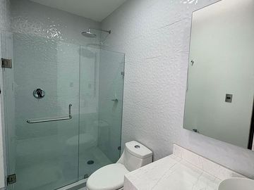CASA DE TRES NIVELES EN SAN ÁNGEL V - $7.7 MDP