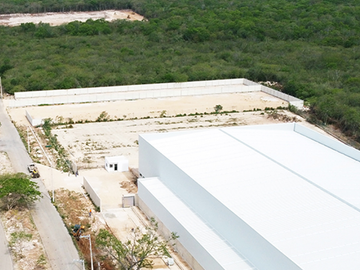 Venta terreno industrial, logistico y comercial en Tixcacal Merida