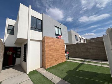 Casa en Pozos - Aimar residencial $1.4 MDP