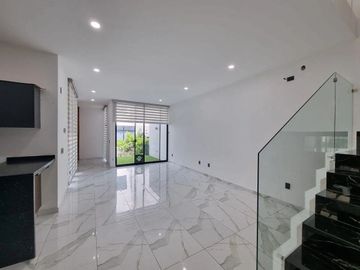 Casa en venta con roof garden en Katania Residencial 🏊🏻‍♀️