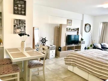 1 ambiente con gran balcon terrazas en Edificio HOM con PISCINA / GYM / SEGURIDAD 24hs