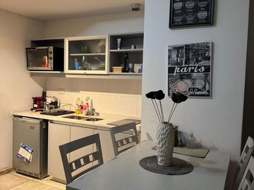 1 ambiente con gran balcon terrazas en Edificio HOM con PISCINA / GYM / SEGURIDAD 24hs