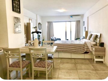 1 ambiente con gran balcon terrazas en Edificio HOM con PISCINA / GYM / SEGURIDAD 24hs