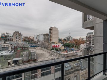 Culpina al 300 Semipiso de 2 ambientes con balcon en venta en Flores