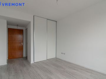 Culpina al 300 Semipiso de 2 ambientes con balcon en venta en Flores