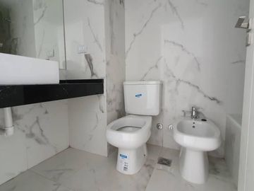 Lumiere Belgrano - 3 ambientes suite 2º baño compl. coch fija y cubierta - Alquiler
