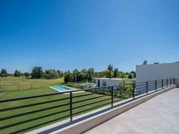 Casa en venta en el Barrio Medal Country club, Pilar, GBA Norte - 4 Ambientes