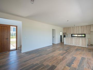 Casa en venta en el Barrio Medal Country club, Pilar, GBA Norte - 4 Ambientes