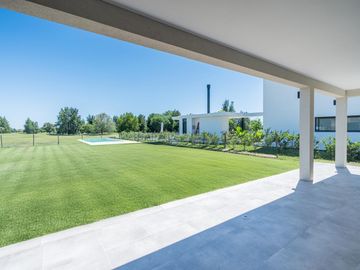 Casa en venta en el Barrio Medal Country club, Pilar, GBA Norte - 4 Ambientes