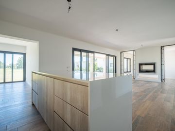 Casa en venta en el Barrio Medal Country club, Pilar, GBA Norte - 4 Ambientes