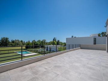 Casa en venta en el Barrio Medal Country club, Pilar, GBA Norte - 4 Ambientes