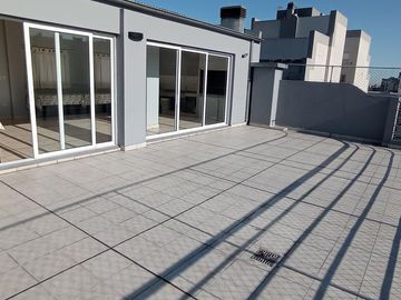 Departamento de 3 ambientes con Balcón - Baulera - SUM - en Alquiler en Flores