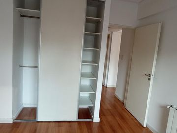 Departamento de 3 ambientes con Balcón - Baulera - SUM - en Alquiler en Flores