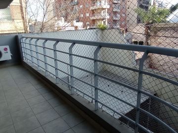 Departamento de 3 ambientes con Balcón - Baulera - SUM - en Alquiler en Flores