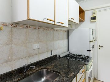 1 Dormitorio y medio a metros de Plaza España y Ciudad Universitaria
