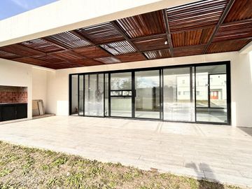 Casa en venta en Altos de Campo Grande