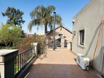 Casa en Esquina - Barrio la caballeriza